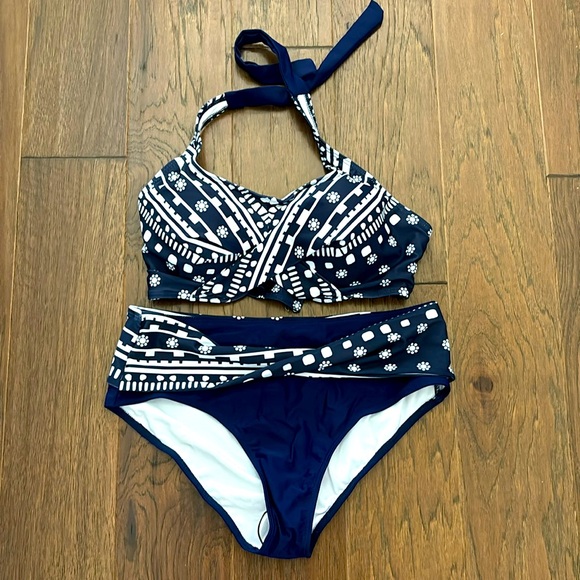 Other - NWOT swimsuit , super cute! Panty liner still attached